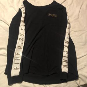 Victoria secret (PINK)  ling sleeve shirt